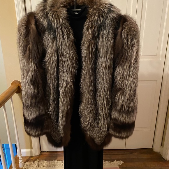 FOX: Authentic Grey Fox Fur Jacket / Cape - Picture 12 of 14